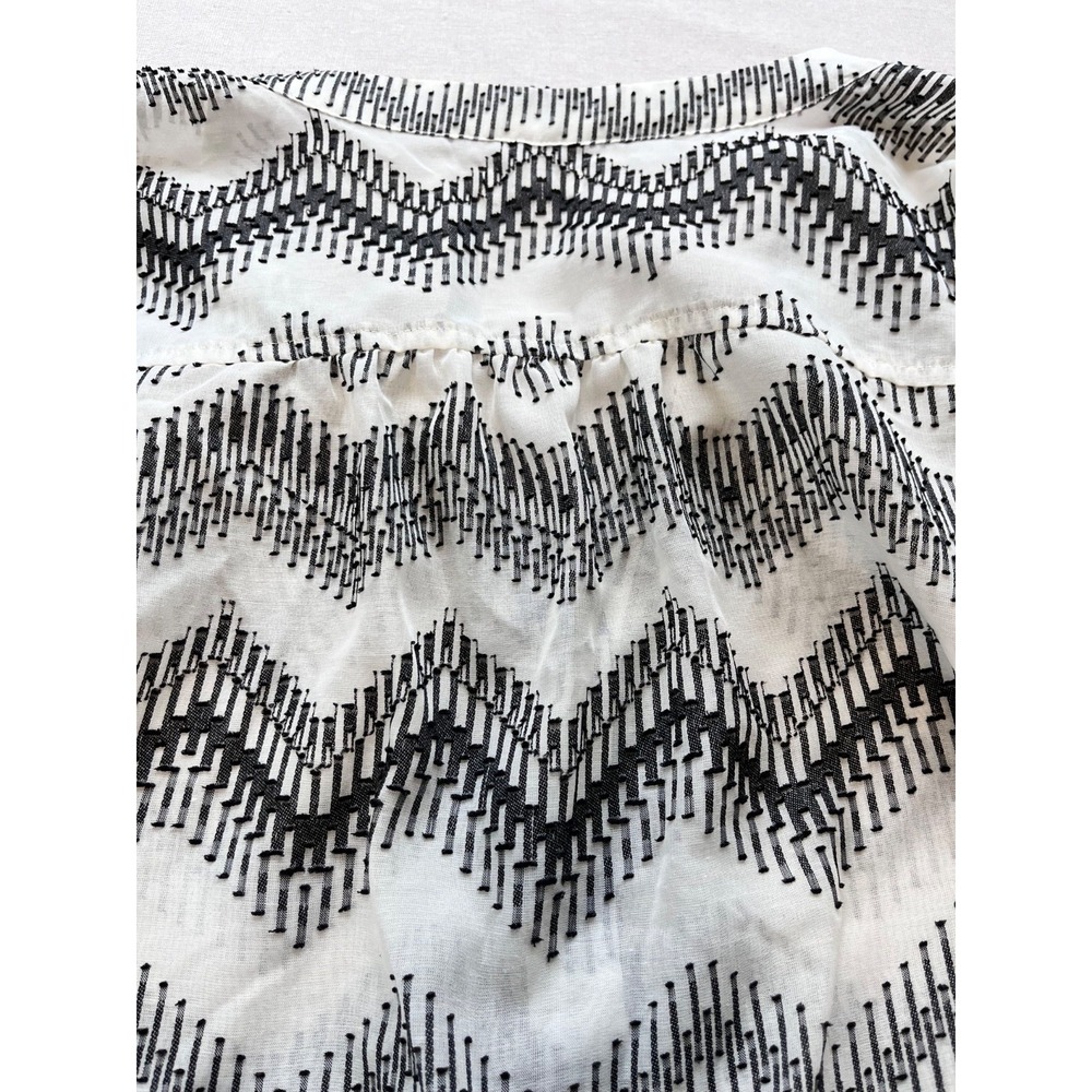 J. Crew Chevron Semi-Sheer Black & White Blouse Womens sz M Chic Spring Office - Picture 12 of 16